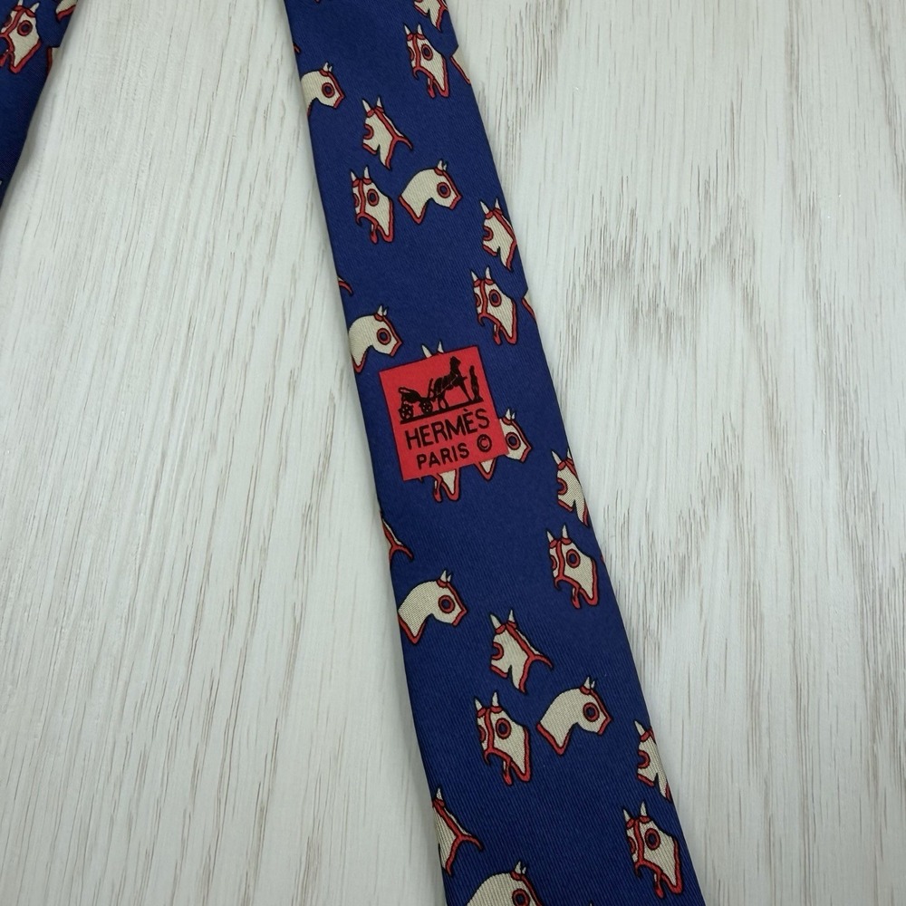 Vintage Hermes Paris Tie Silk 7444 Designer All Over Print Pattern Horse Face - Picture 2 of 8